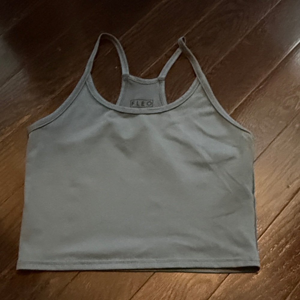 Fleo Crop Tank Top